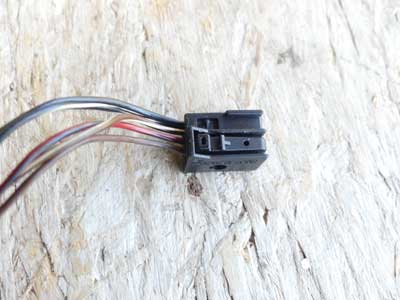 Mercedes Black 8 Pole 5 Wire Connector A00154510733